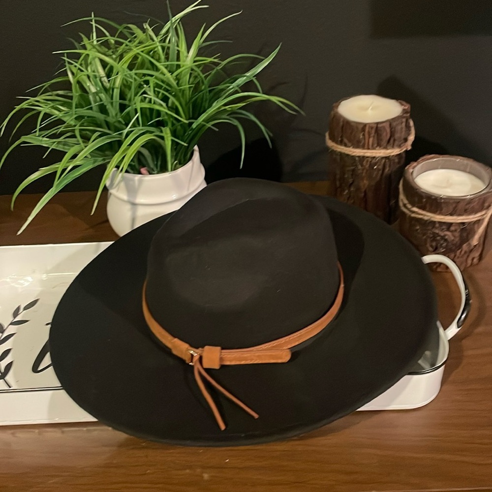 Black Felt hat!
